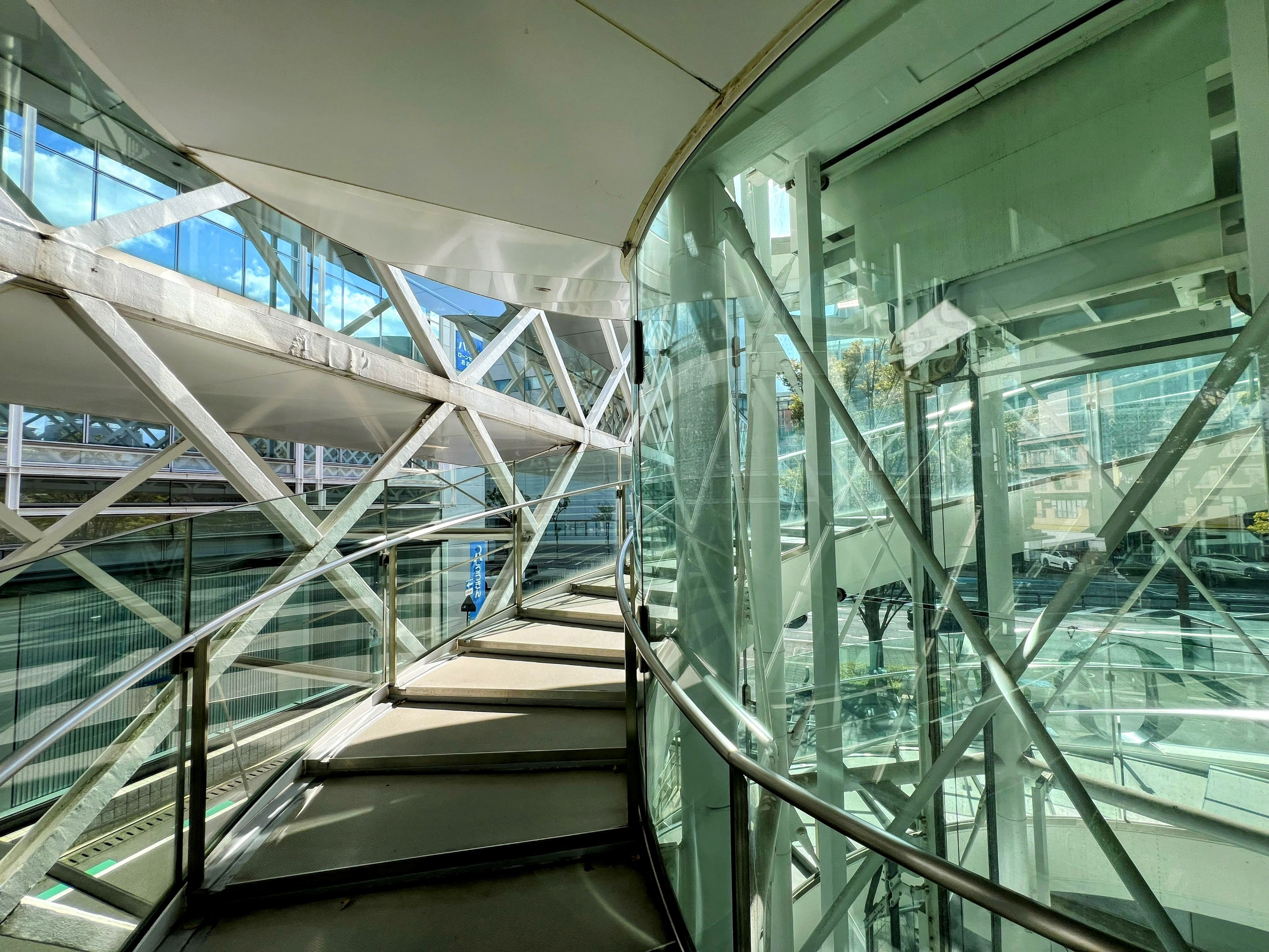 Curved Tempered Glass - Image 3